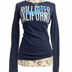 Hollister california 2000s navy long-sleeve